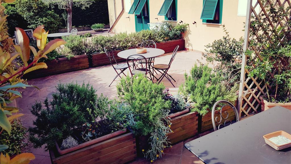 Salvia E Rosmarino - Affittacamere In Liguria Villanova d'Albenga Extérieur photo